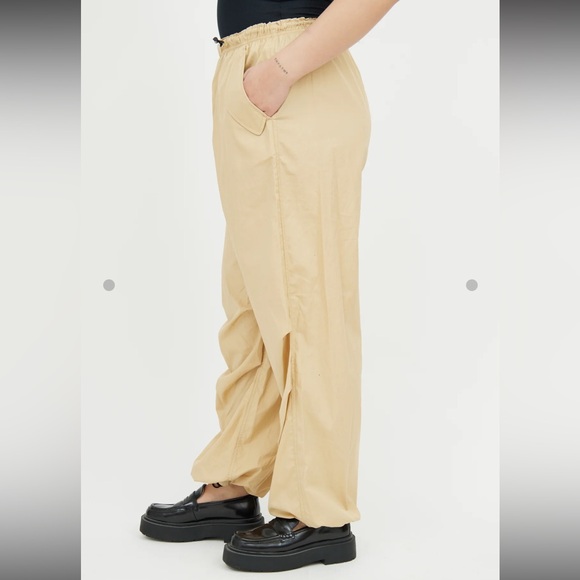 Casual Tan Drawstring Pants Rag & Bone Beige Cotton Parachute Pant - Large, BN - Picture 3 of 10